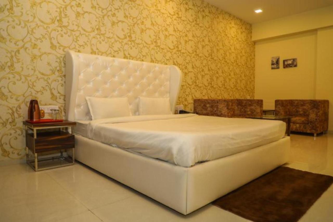 Hotel Golden - I Raipur  Exterior photo