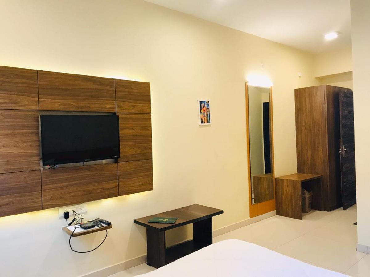 Hotel Golden - I Raipur  Exterior photo