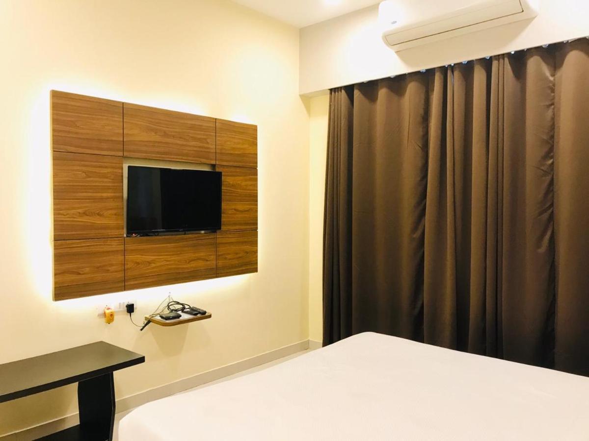 Hotel Golden - I Raipur  Exterior photo
